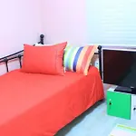 Kpopstarz Guesthouse - Caters To Women