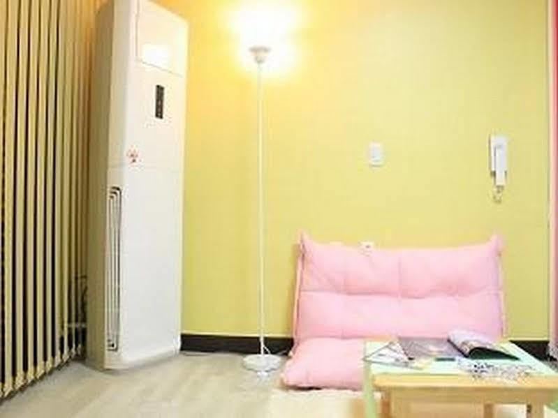 Hotel Kpopstarz - Caters To Women 2*